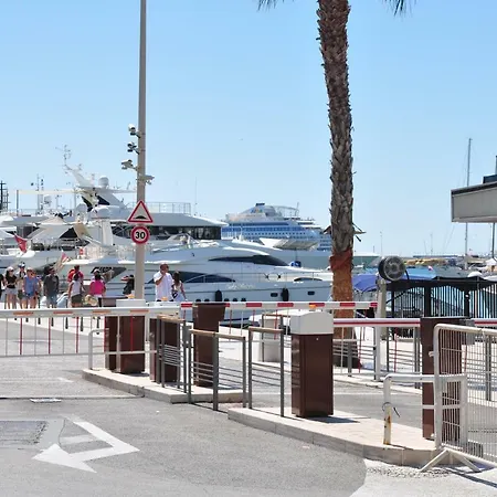 Appartement Cannes 아파트 *